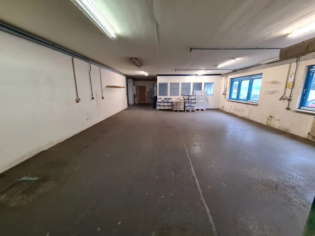Gewerbeimmobilie kaufen in Wien – 2 975 m², € 4.500.000 – Bild 11 von 16