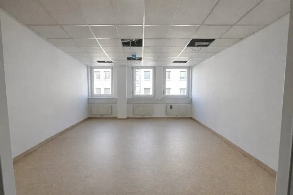 1-Zimmer-Gewerbeimmobilie mieten in Sankt Pölten – 30 m², € 515