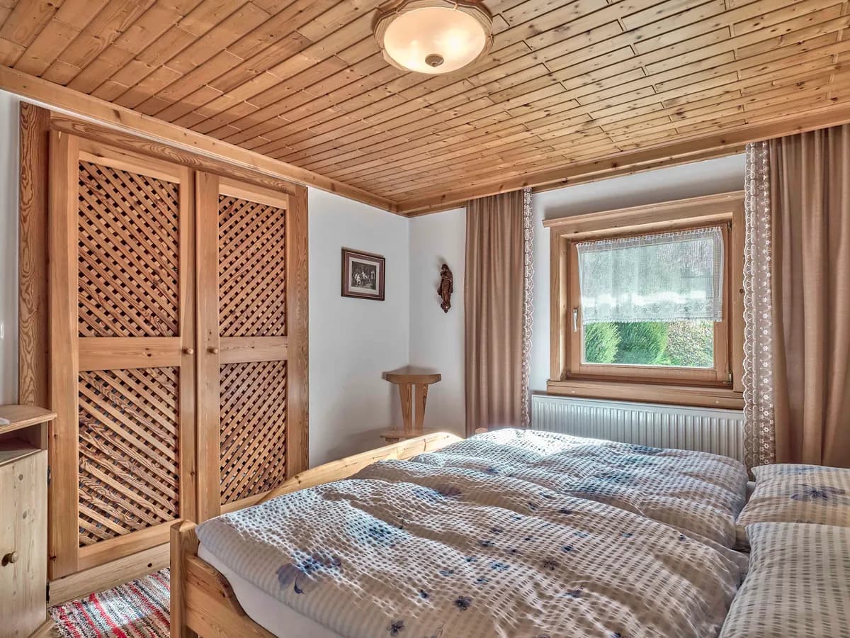 6-Zimmer-Haus kaufen in Kitzbühel – 158 m², € 1.850.000 – Bild 4 von 5