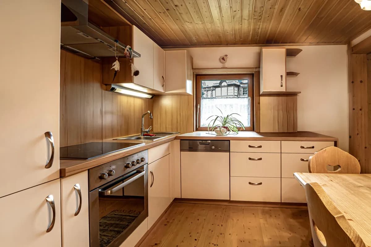 8-Zimmer-Haus kaufen in Kitzbühel – 158 m², € 1.850.000 – Bild 7 von 12