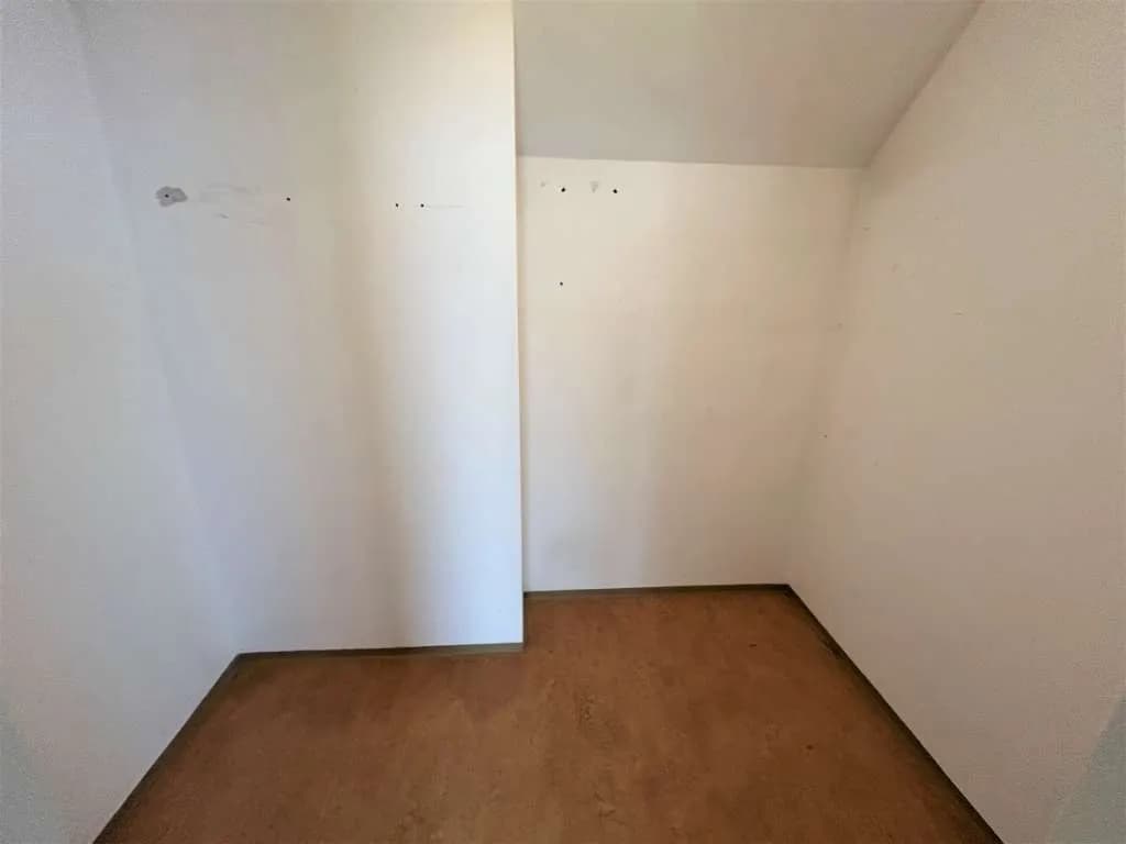 4-Zimmer-Wohnung kaufen in Mödling – 112 m², € 275.000 – Bild 13 von 16