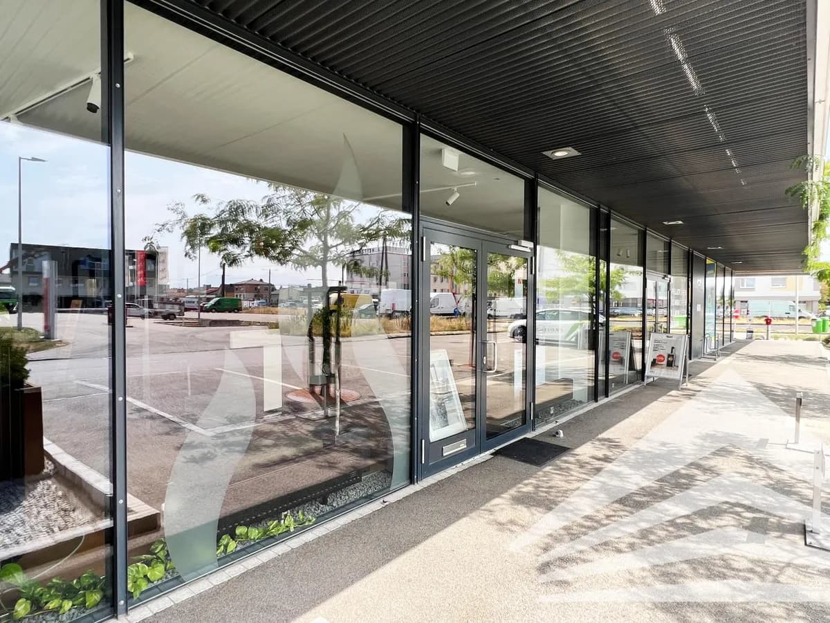 3-Zimmer-Gewerbeimmobilie mieten in Linz Land – 260 m², € 4.077 – Bild 2 von 7