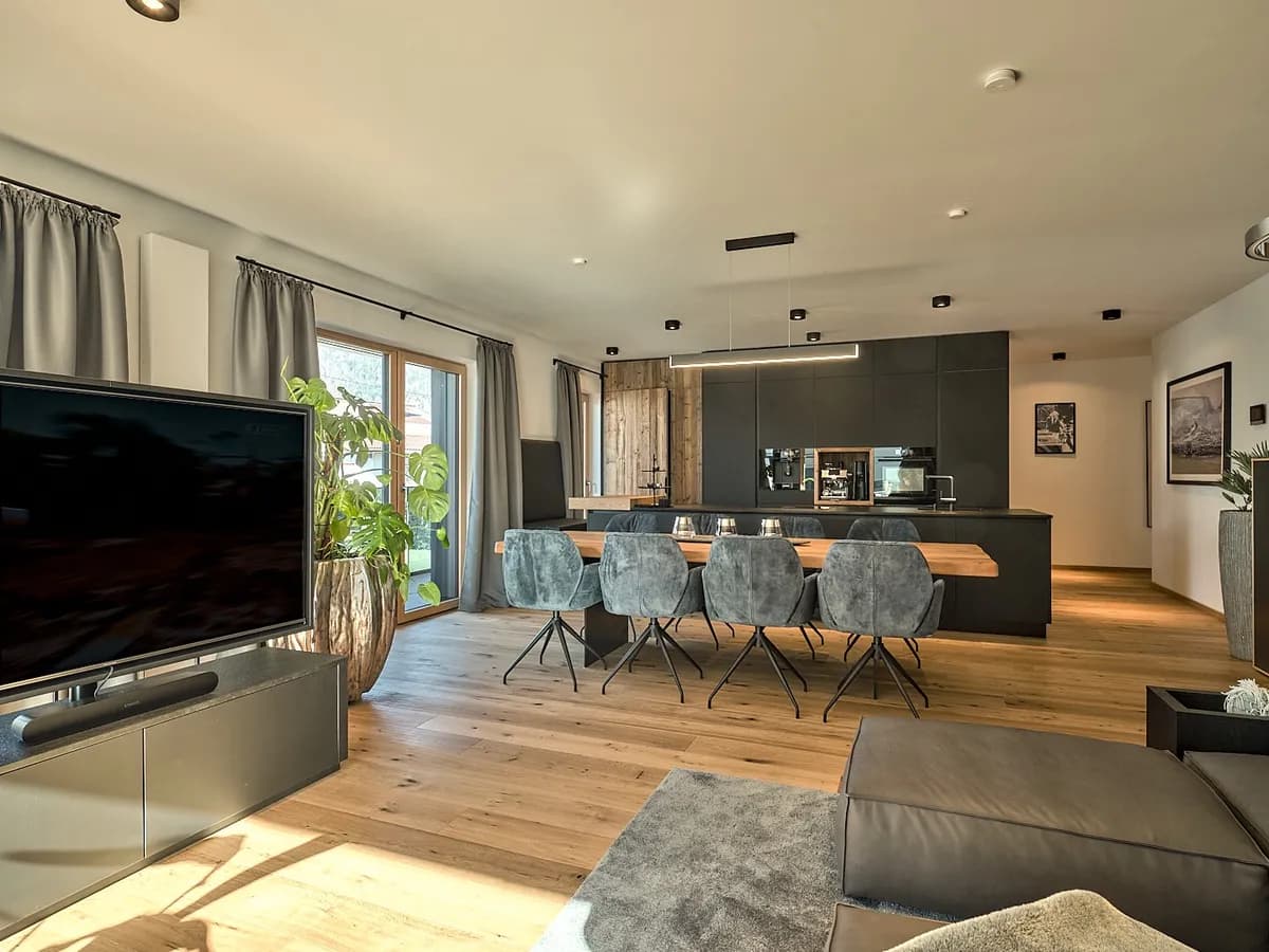 4-Zimmer-Wohnung kaufen in Kitzbühel – 125 m², € 1.900.000 – Bild 1 von 5