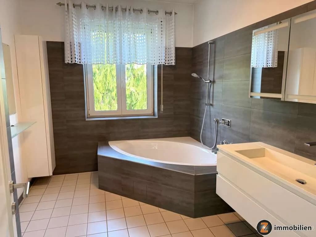 15-Zimmer-Gewerbeimmobilie kaufen in Güssing – 183,96 m² – Bild 5 von 17
