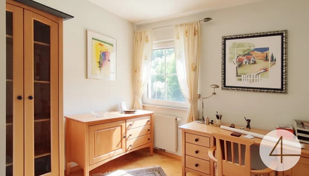 Haus kaufen in Krems Land – 2 279 m², € 480.000 – Bild 3 von 10