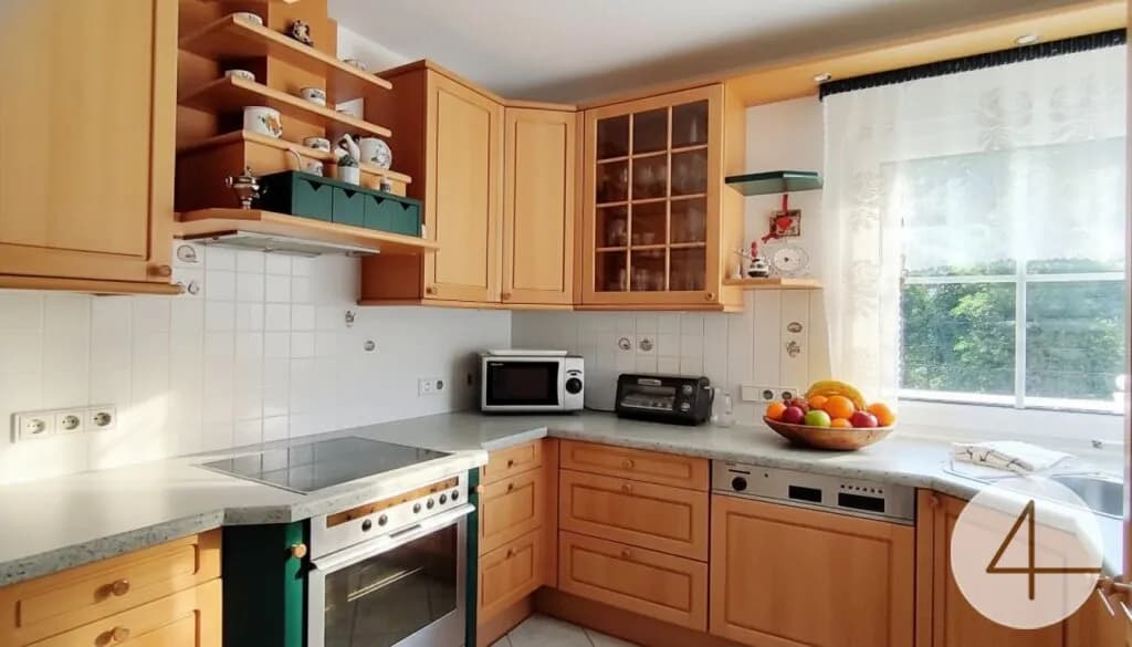 Haus kaufen in Krems Land – 2 279 m², € 480.000 – Bild 8 von 10