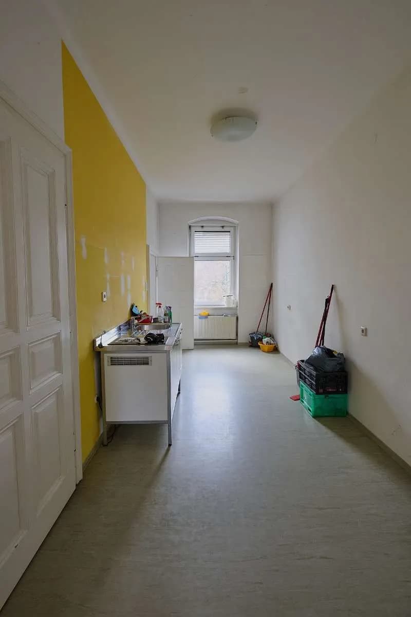 5-Zimmer-Gewerbeimmobilie mieten in Linz – 125 m², € 1.550 – Bild 11 von 12