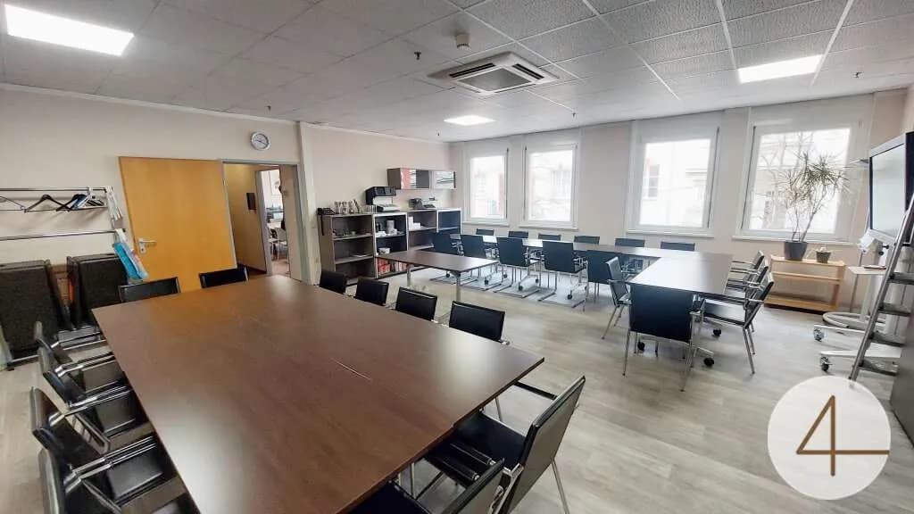 Gewerbeimmobilie mieten in Sankt Pölten – 107 m², € 1.284