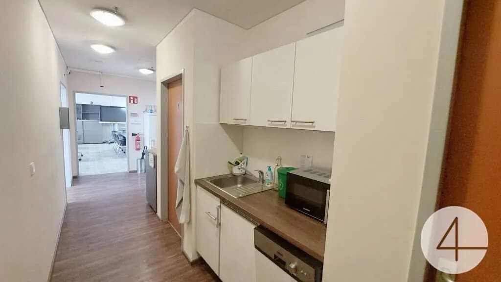 Gewerbeimmobilie mieten in Sankt Pölten – 107 m², € 1.284 – Bild 6 von 11
