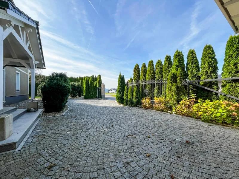 12-Zimmer-Immobilie kaufen in Salzburg-Umgebung – 450 m², € 2.590.000 – Bild 15 von 17