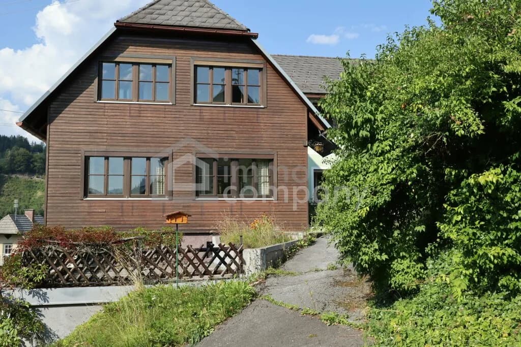 8-Zimmer-Haus kaufen in Weiz – 200 m², € 170.000 – Bild 3 von 7
