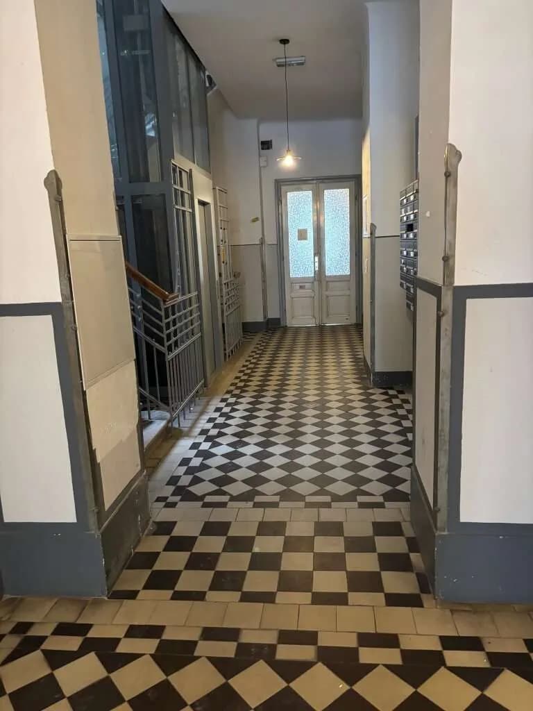 Gewerbeimmobilie kaufen in Wien – 345,51 m², € 844.300