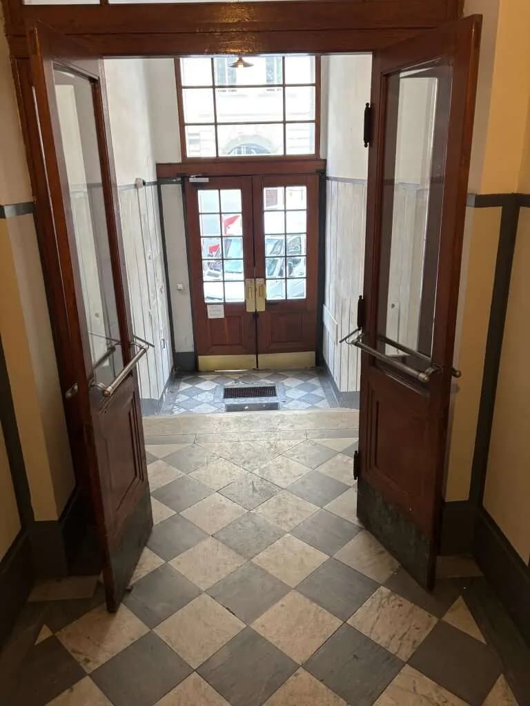 Gewerbeimmobilie kaufen in Wien – 345,51 m², € 844.300 – Bild 2 von 2