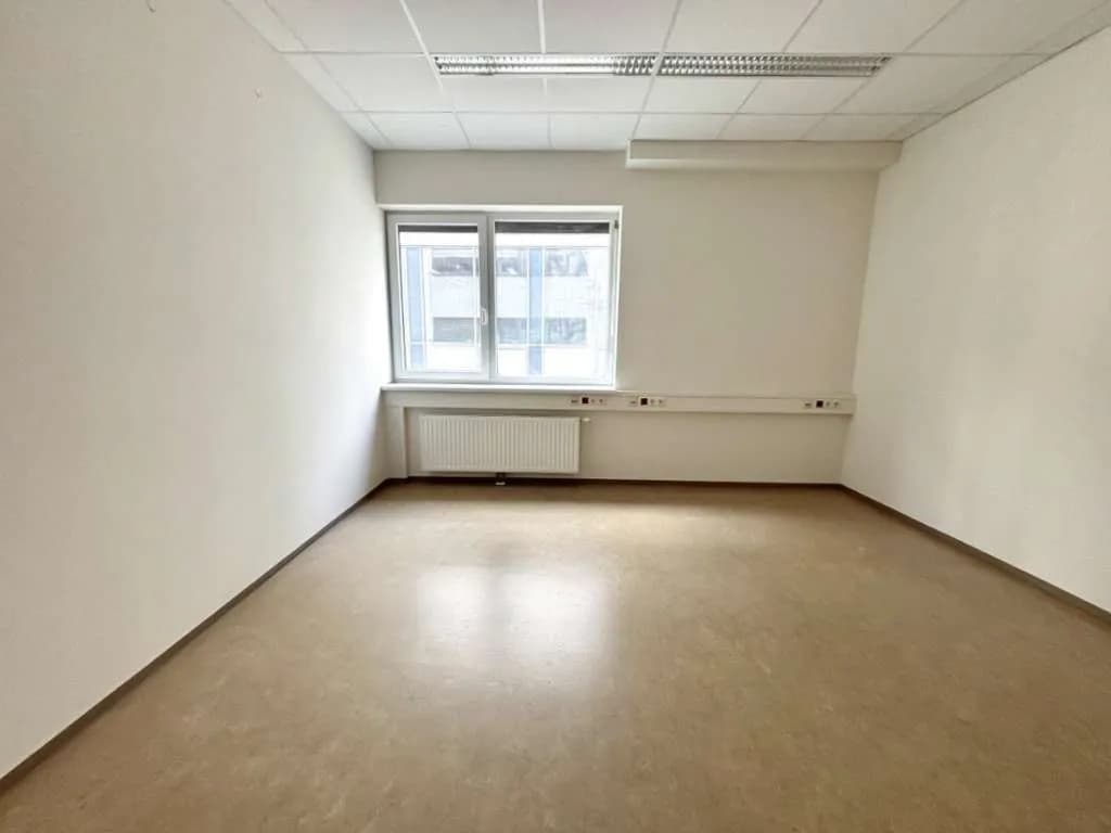 4-Zimmer-Gewerbeimmobilie mieten in Wiener Neustadt – 110 m², € 1.566 – Bild 7 von 17