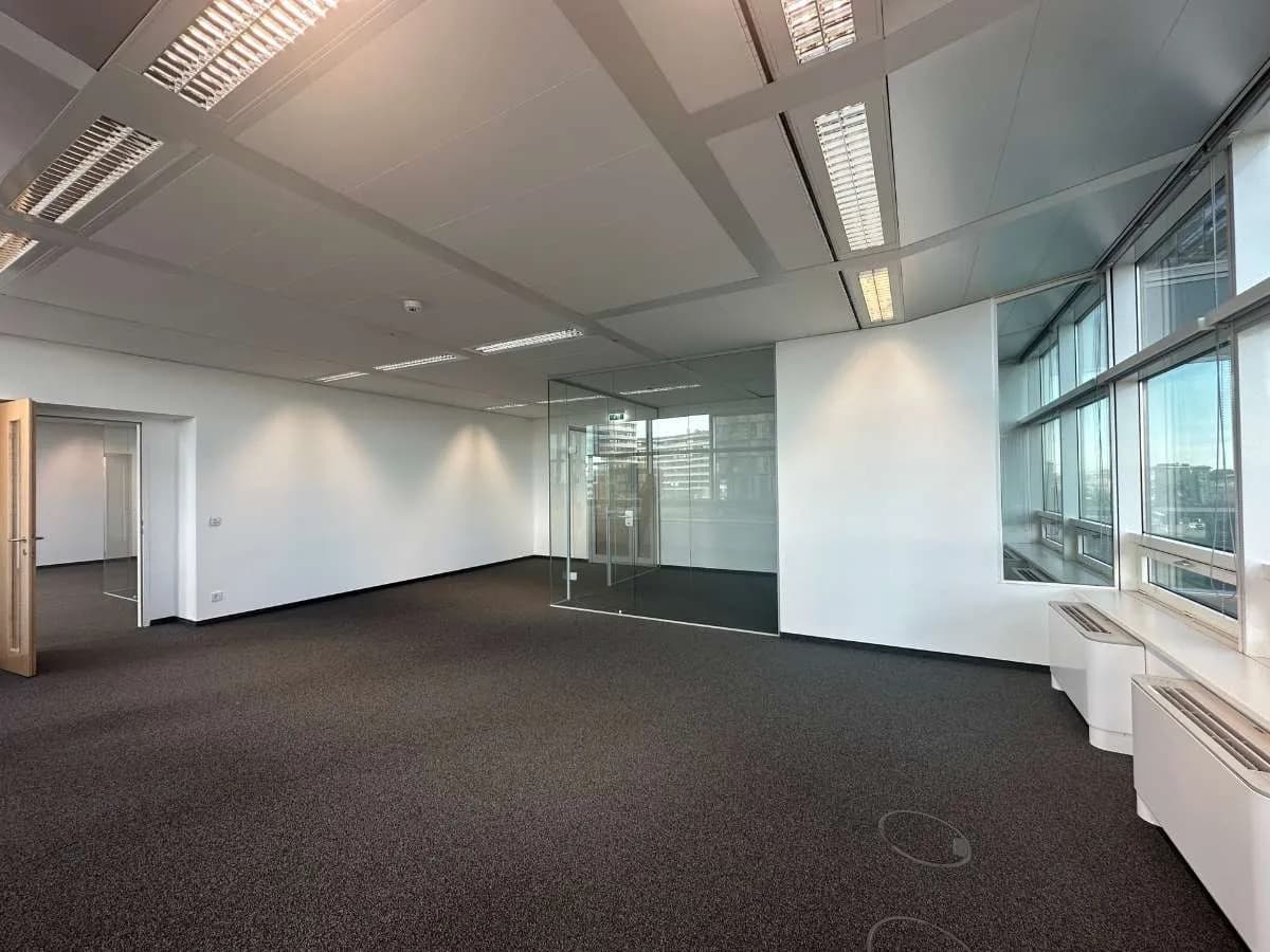 Gewerbeimmobilie mieten in Wien – 552 m², € 15 – Bild 8 von 10