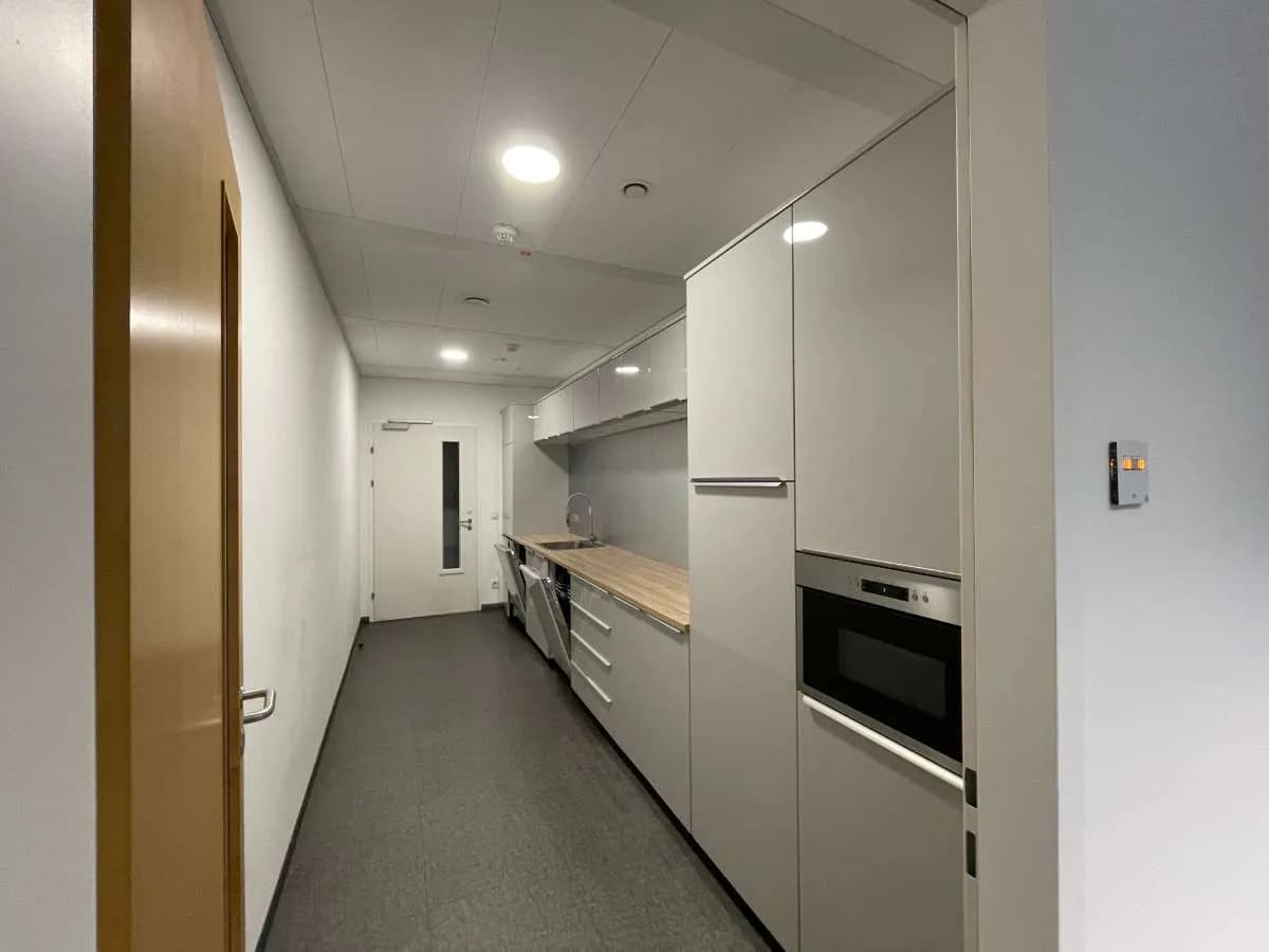 Gewerbeimmobilie mieten in Wien – 576 m², € 15 – Bild 5 von 10