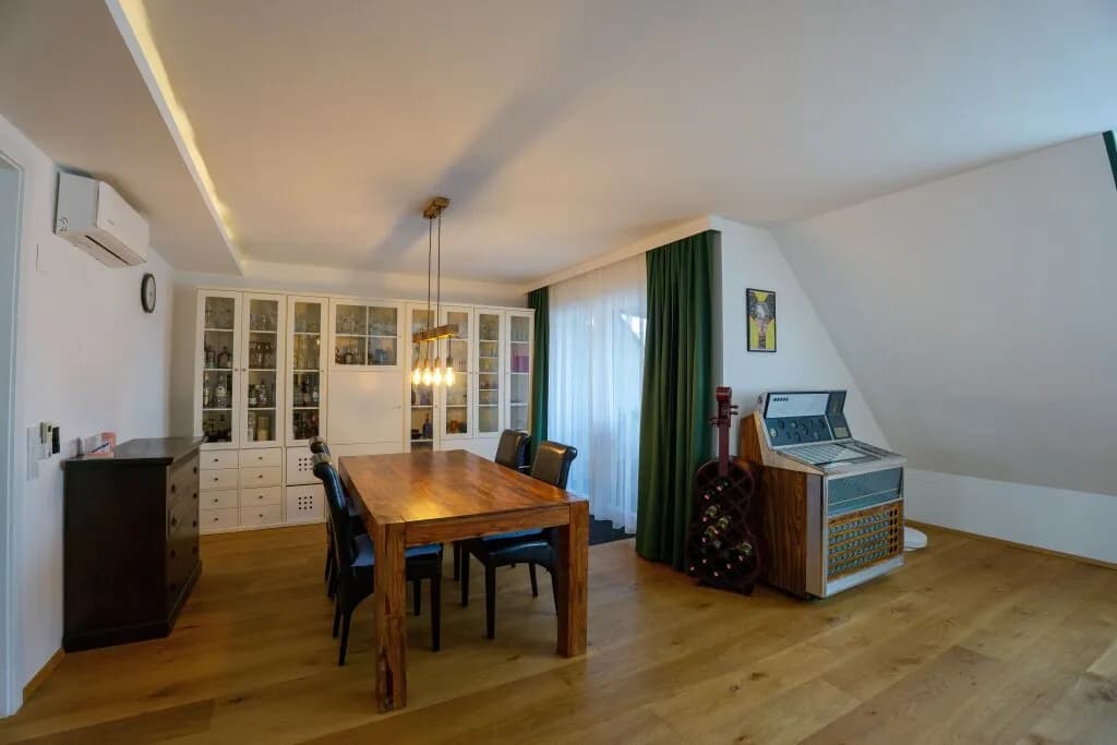 7-Zimmer-Wohnung kaufen in Wien – 252 m², € 1.870.000 – Bild 9 von 22