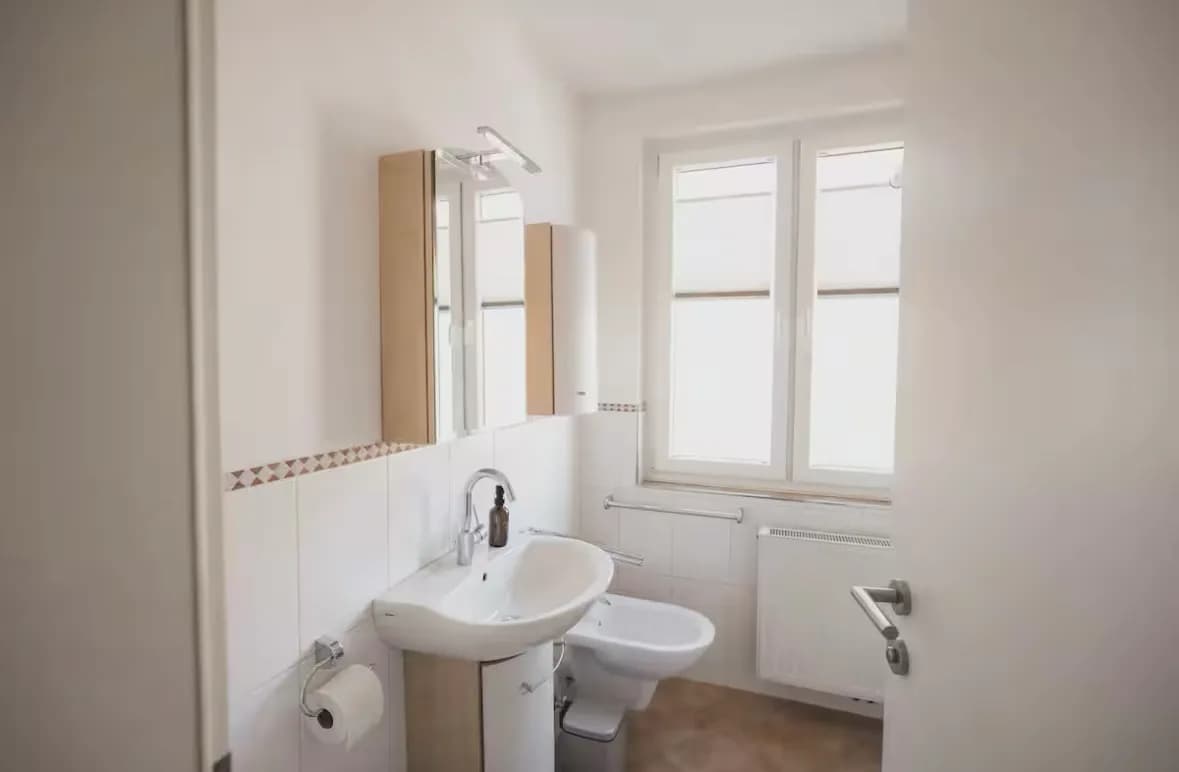 1-Zimmer-Wohnung mieten in Gmunden – 42 m², € 1.120 – Bild 9 von 10