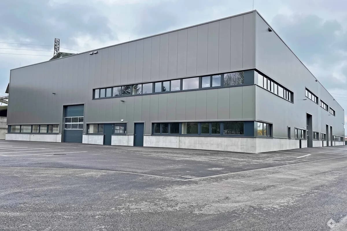 Gewerbeimmobilie kaufen in Salzburg-Umgebung – 4 330 m² – Bild 2 von 7