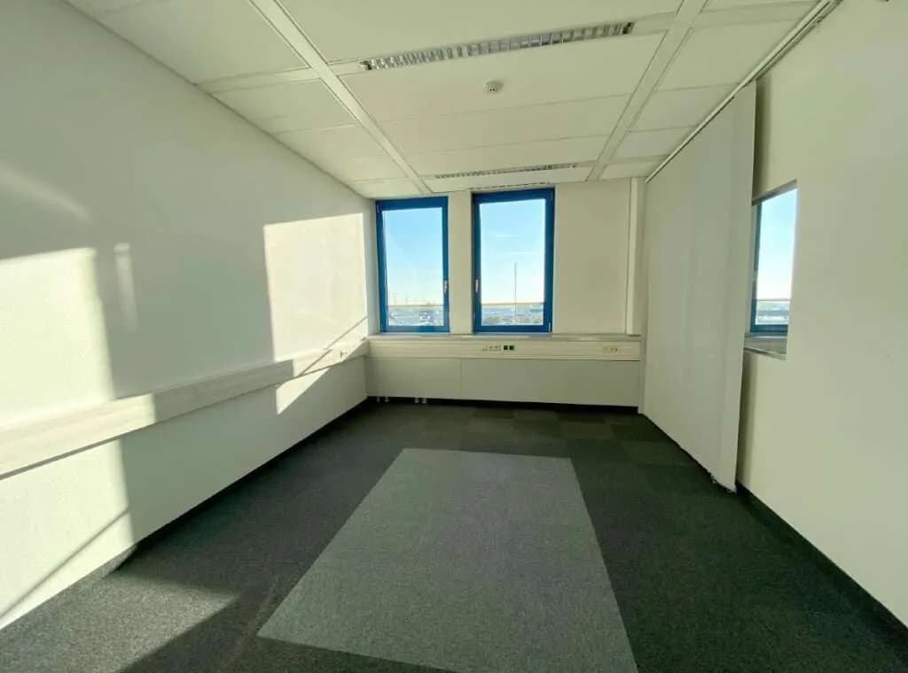 3-Zimmer-Gewerbeimmobilie mieten in Mödling – 136 m², € 1.864 – Bild 8 von 9