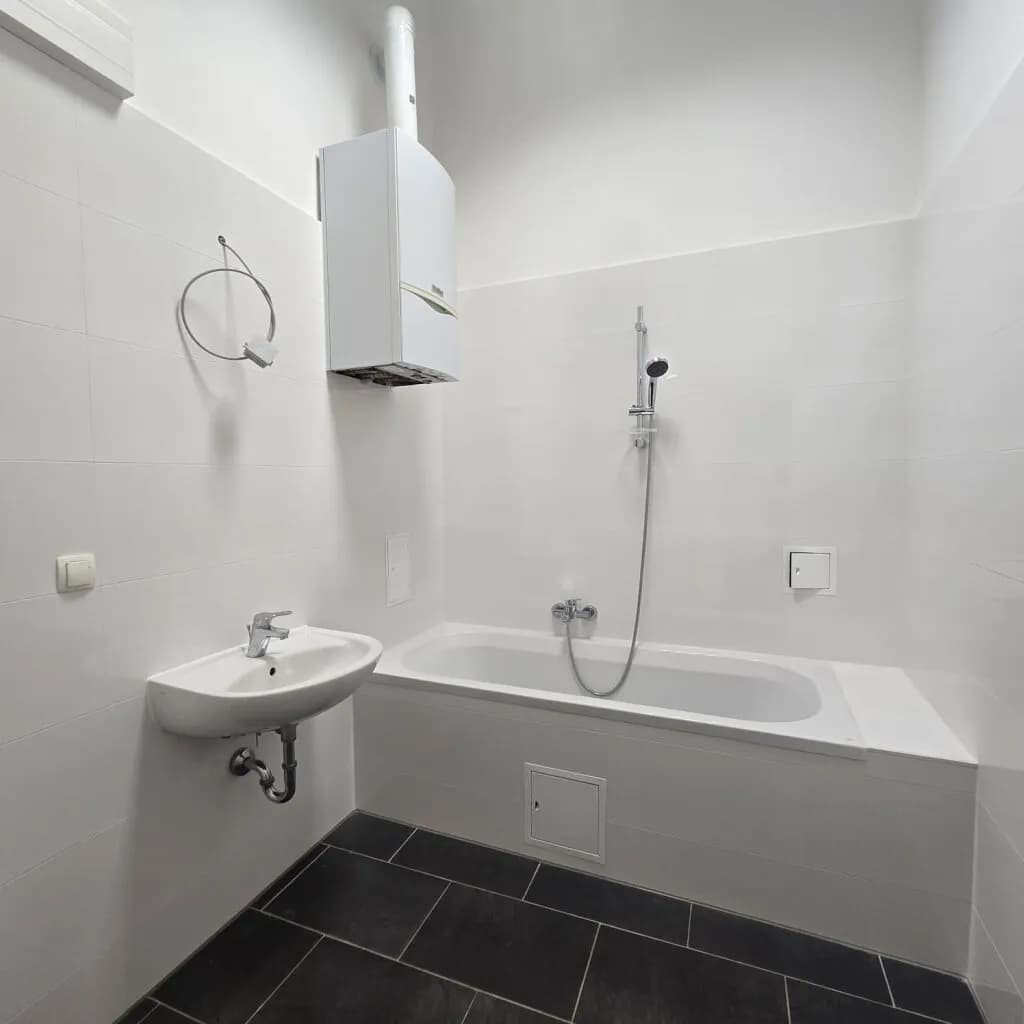 6-Zimmer-Gewerbeimmobilie mieten in Wien – 238,41 m², € 4.018 – Bild 18 von 41