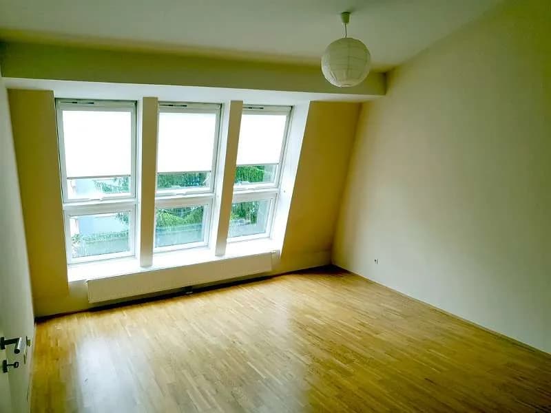 2-Zimmer-Wohnung mieten in Graz – 65 m², € 924 – Bild 2 von 9