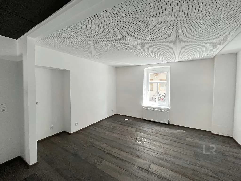 Gewerbeimmobilie kaufen in Kitzbühel – 120 m², € 990.000 – Bild 4 von 8