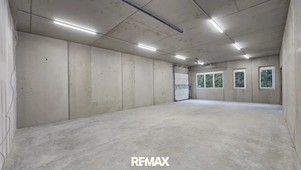 2-Zimmer-Gewerbeimmobilie mieten in Vöcklabruck – 115 m², € 1.500 – Bild 5 von 9