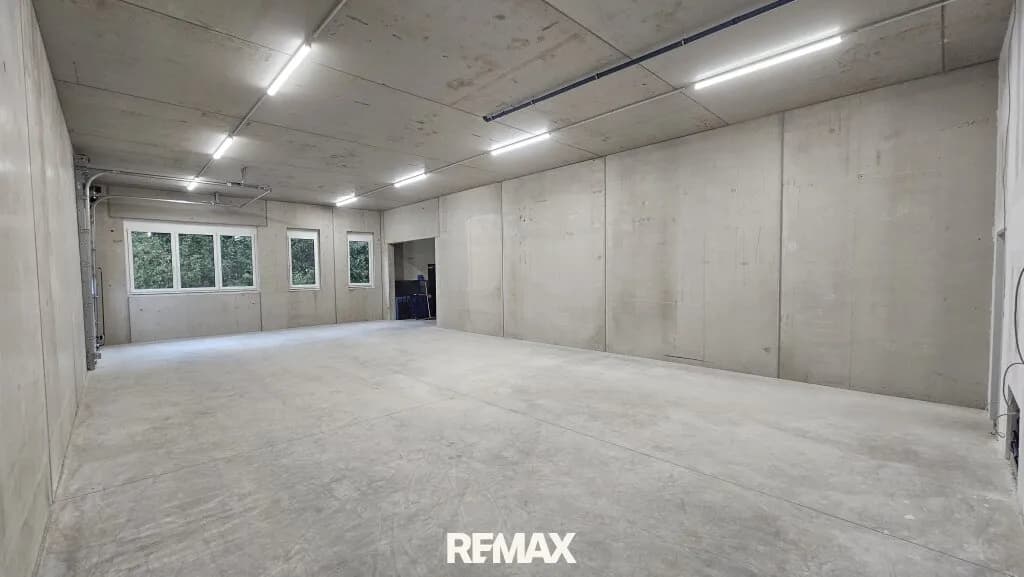 2-Zimmer-Gewerbeimmobilie mieten in Vöcklabruck – 115 m², € 1.500 – Bild 7 von 9