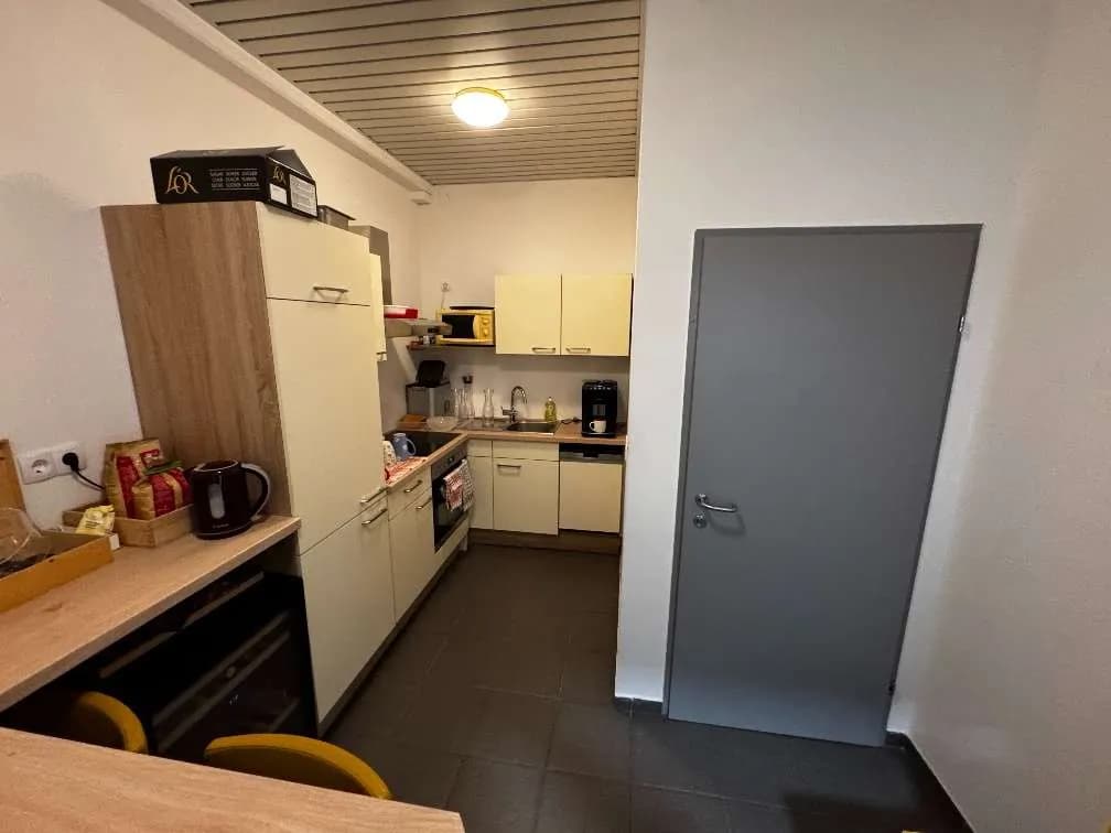 12-Zimmer-Gewerbeimmobilie mieten in Graz – 513 m², € 7.995 – Bild 8 von 10