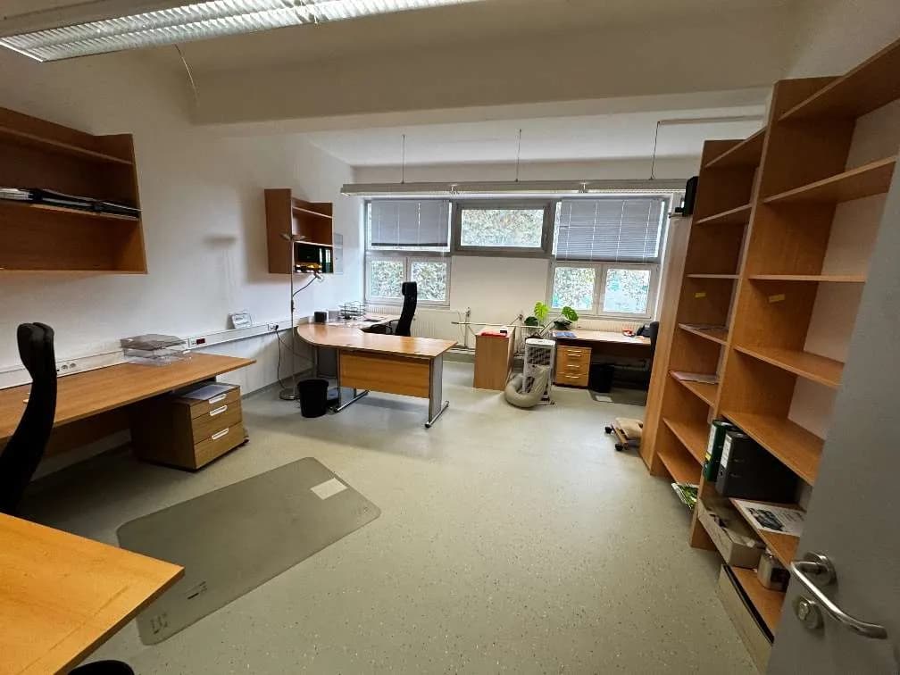 12-Zimmer-Gewerbeimmobilie mieten in Graz – 513 m², € 7.995 – Bild 9 von 10