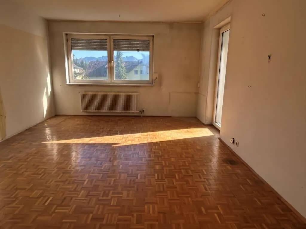 3-Zimmer-Wohnung kaufen in Gmunden – 81 m², € 131.000 – Bild 3 von 12