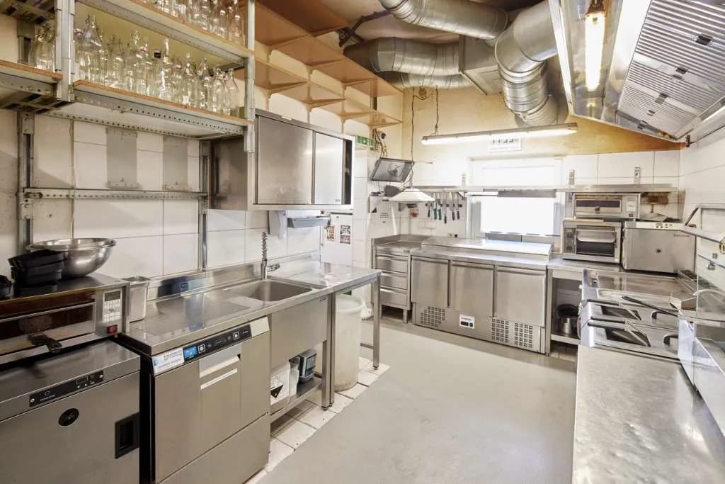 Gewerbeimmobilie kaufen in Schärding – 583 m², € 1.499.000 – Bild 10 von 19