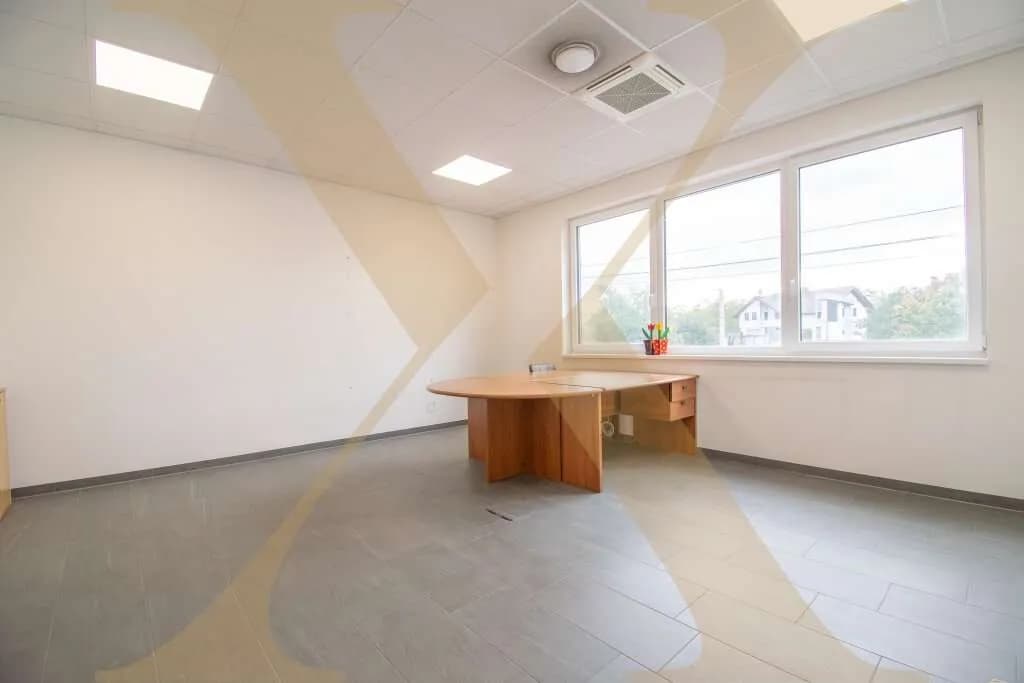 Gewerbeimmobilie mieten in Linz – 51 m², € 824