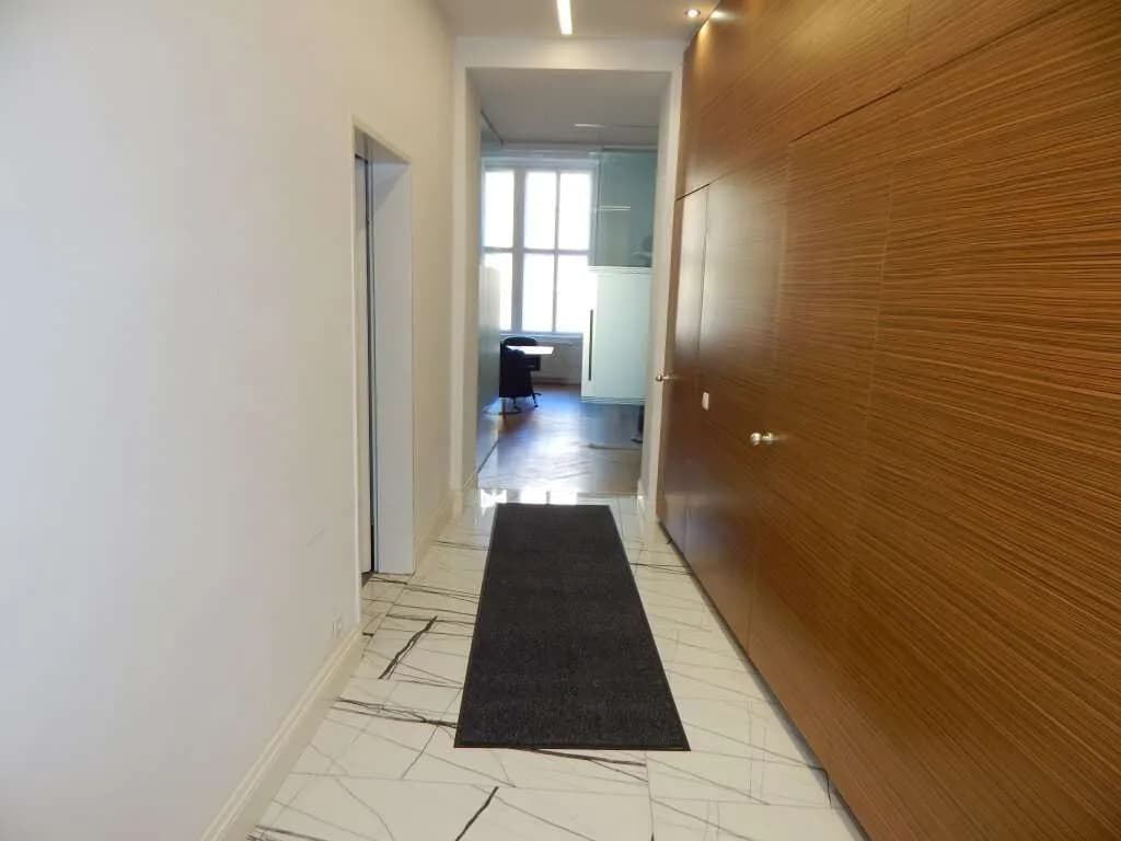 5-Zimmer-Gewerbeimmobilie mieten in Wien – 190 m², € 3.558 – Bild 31 von 39