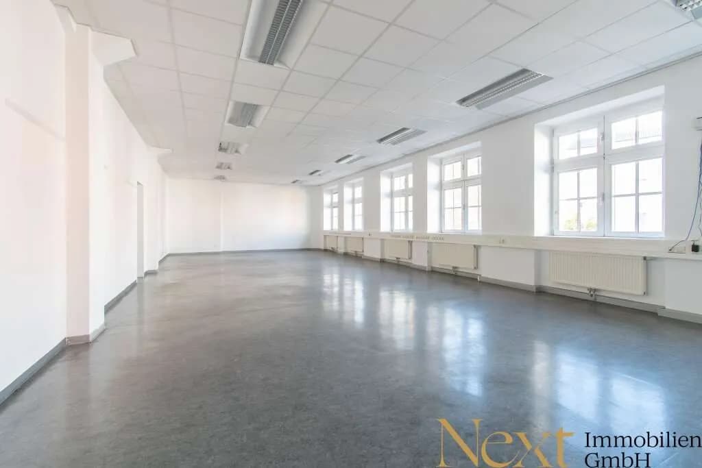 Gewerbeimmobilie mieten in Linz – 1 871 m², € 18.301 – Bild 2 von 9