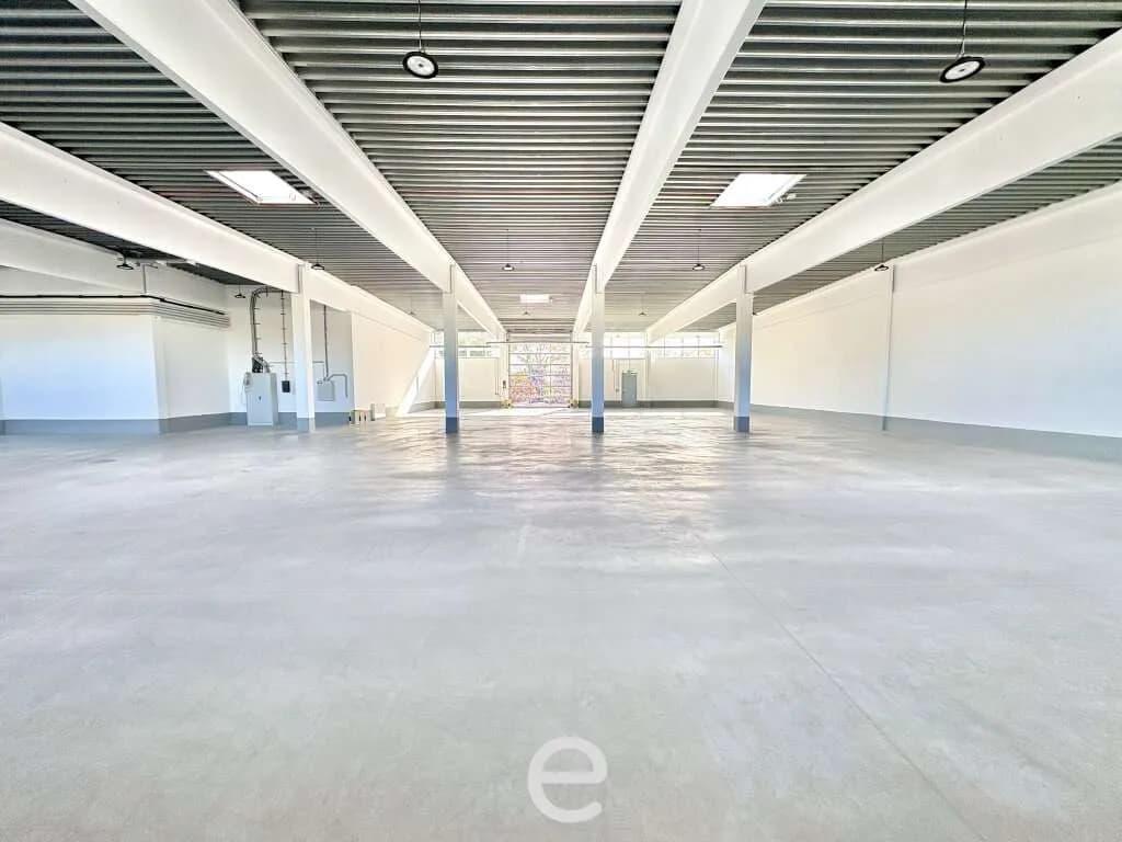 Gewerbeimmobilie mieten in Mödling – 585 m², € 6.519