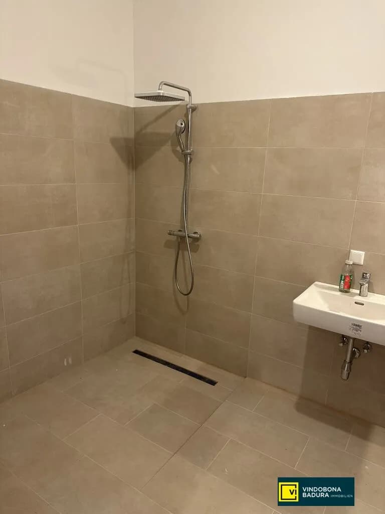 Gewerbeimmobilie kaufen in Baden – 1 010 m², € 1.650.000 – Bild 23 von 23