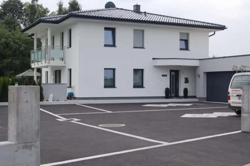 Gewerbeimmobilie kaufen in Gmunden – 264,67 m², € 930.000