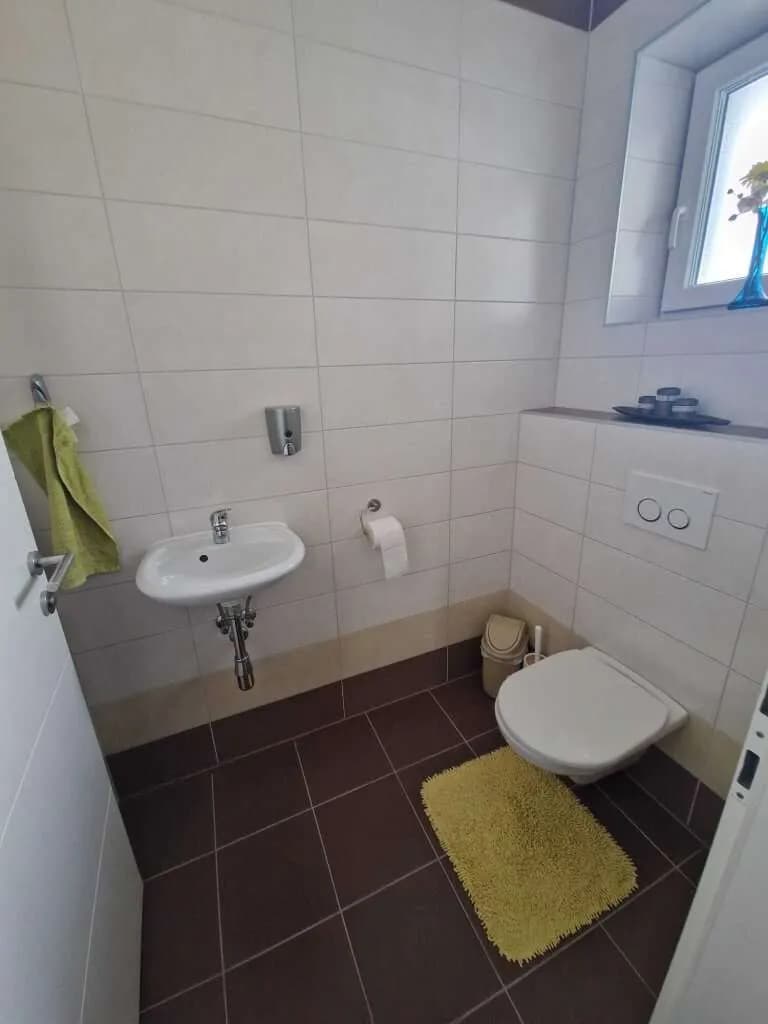 Gewerbeimmobilie kaufen in Gmunden – 264,67 m², € 930.000 – Bild 8 von 18