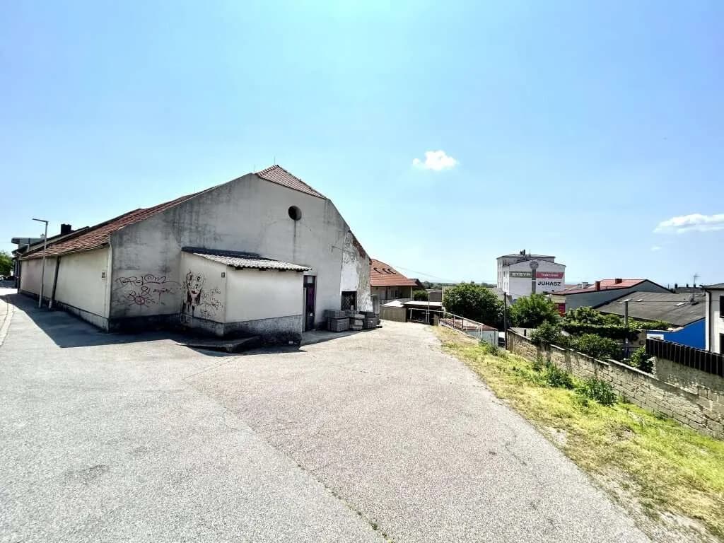 Gewerbeimmobilie kaufen in Neusiedl am See – 368 m², € 550.000 – Bild 8 von 12