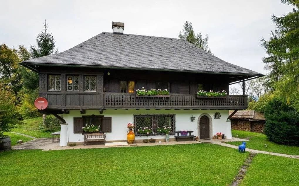 6-Zimmer-Haus kaufen in Liezen – 239 m², € 800.000 – Bild 1 von 25