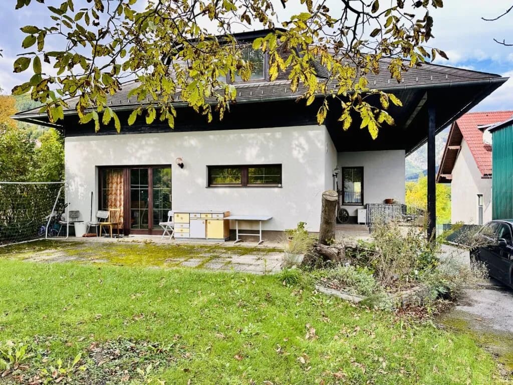 Haus kaufen in Neunkirchen – 281 m², € 366.000 – Bild 3 von 27
