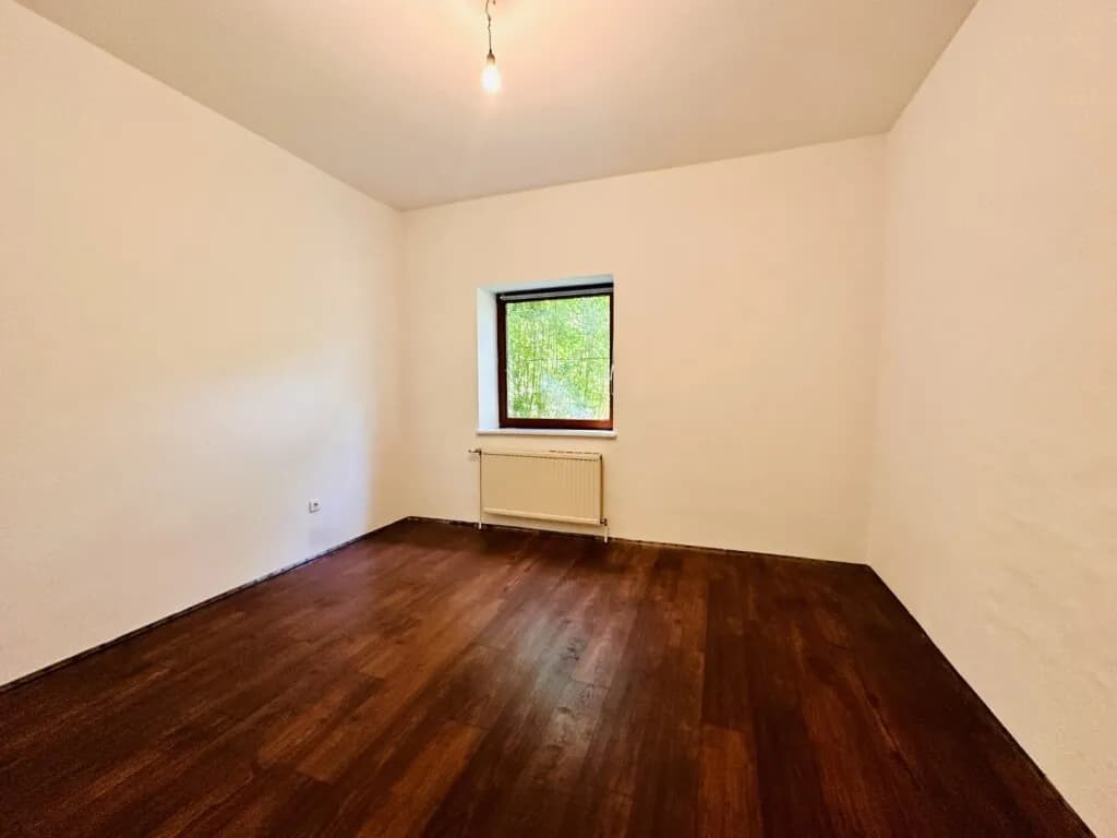 Haus kaufen in Neunkirchen – 281 m², € 366.000 – Bild 8 von 27