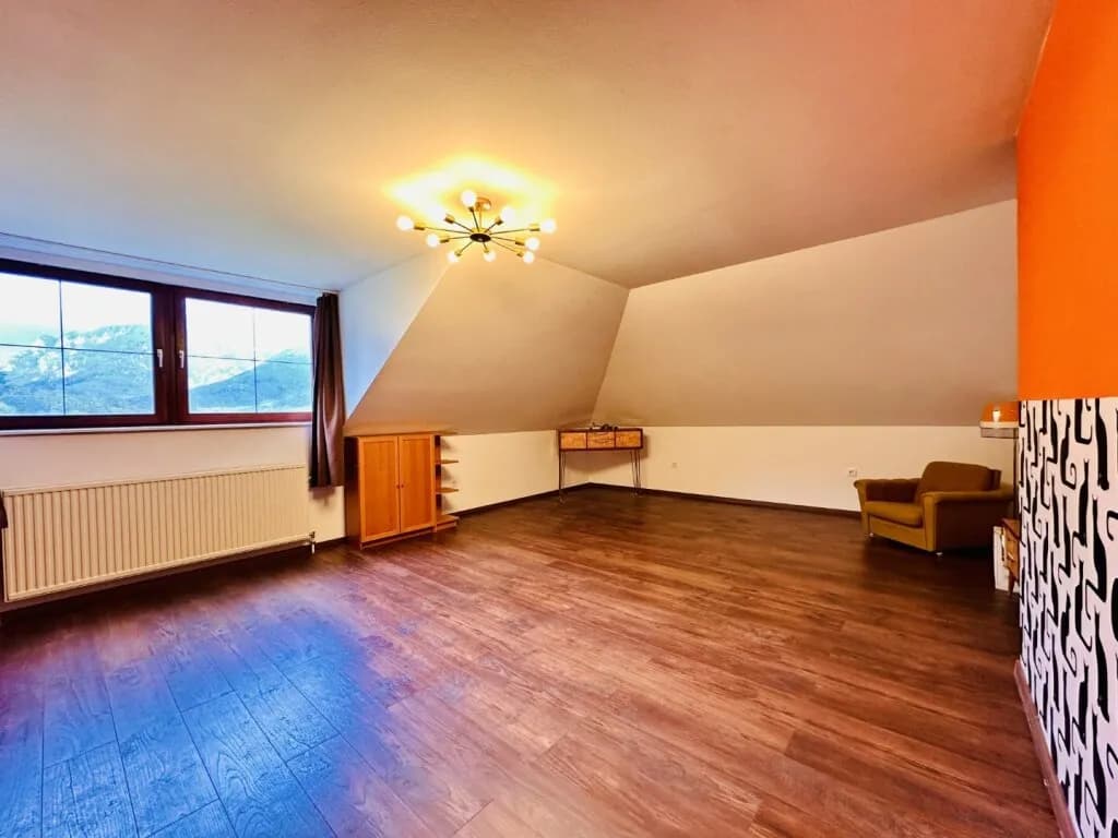 Haus kaufen in Neunkirchen – 281 m², € 366.000 – Bild 13 von 27