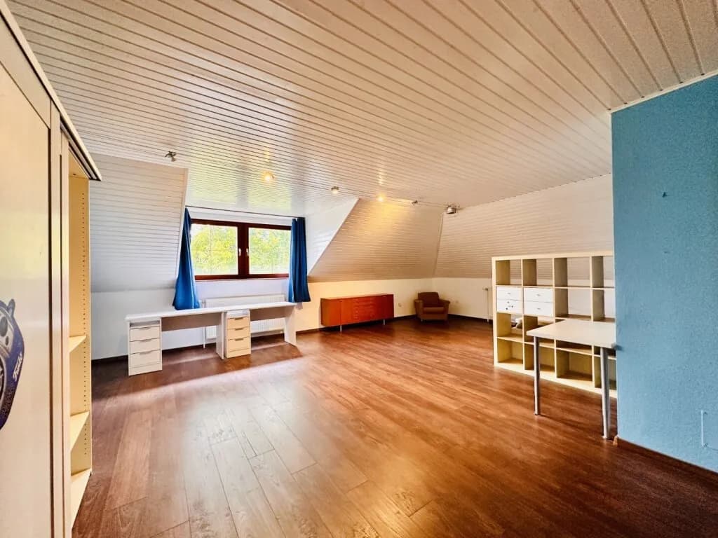 Haus kaufen in Neunkirchen – 281 m², € 366.000 – Bild 17 von 27