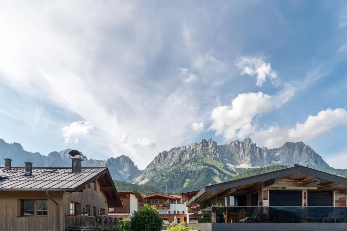 7-Zimmer-Haus kaufen in Kitzbühel – 592 m², € 6.180.000 – Bild 4 von 12