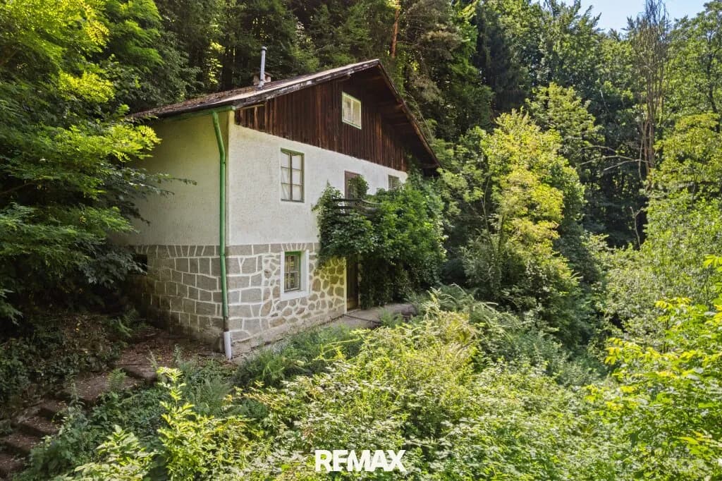 Haus kaufen in Linz – 1 712 m², € 225.000 – Bild 2 von 5