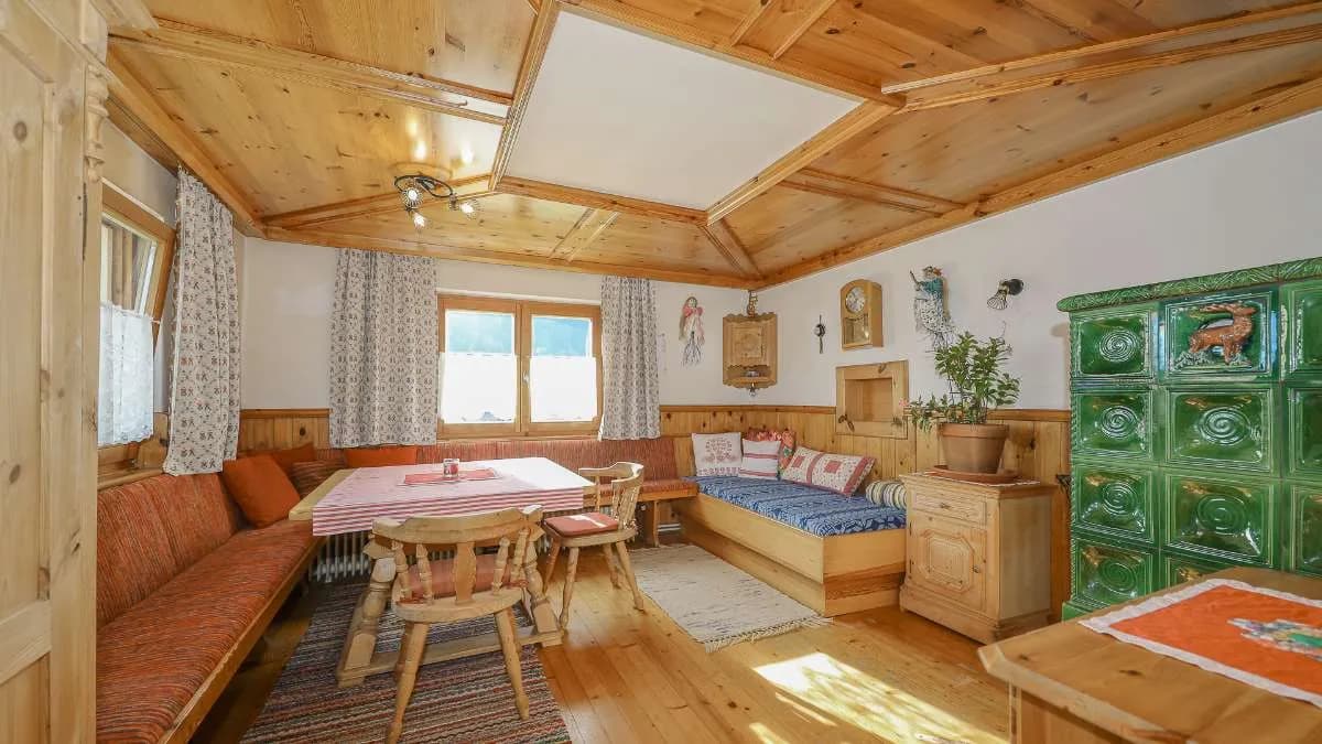 17-Zimmer-Gewerbeimmobilie kaufen in Kitzbühel – 373 m², € 4.390.000 – Bild 6 von 34