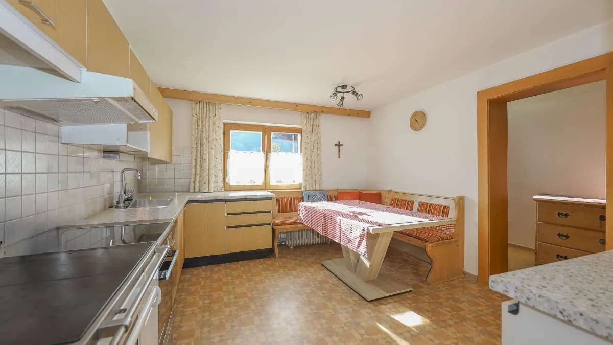 17-Zimmer-Gewerbeimmobilie kaufen in Kitzbühel – 373 m², € 4.390.000 – Bild 7 von 34